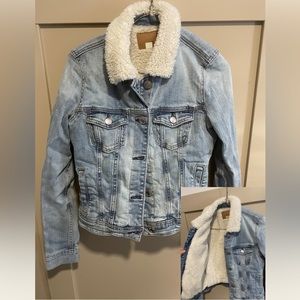 American eagle Sherpa denim jacket, size XS
